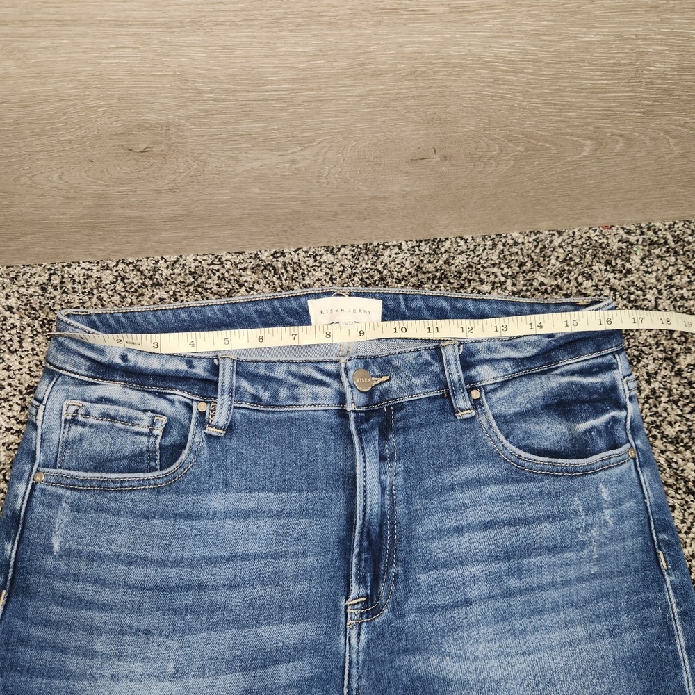 Risen Hi Rise Straight Leg Jeans Faded Front Stretch Rawhem Frayed Womens 15/32 - Picture 2 of 8